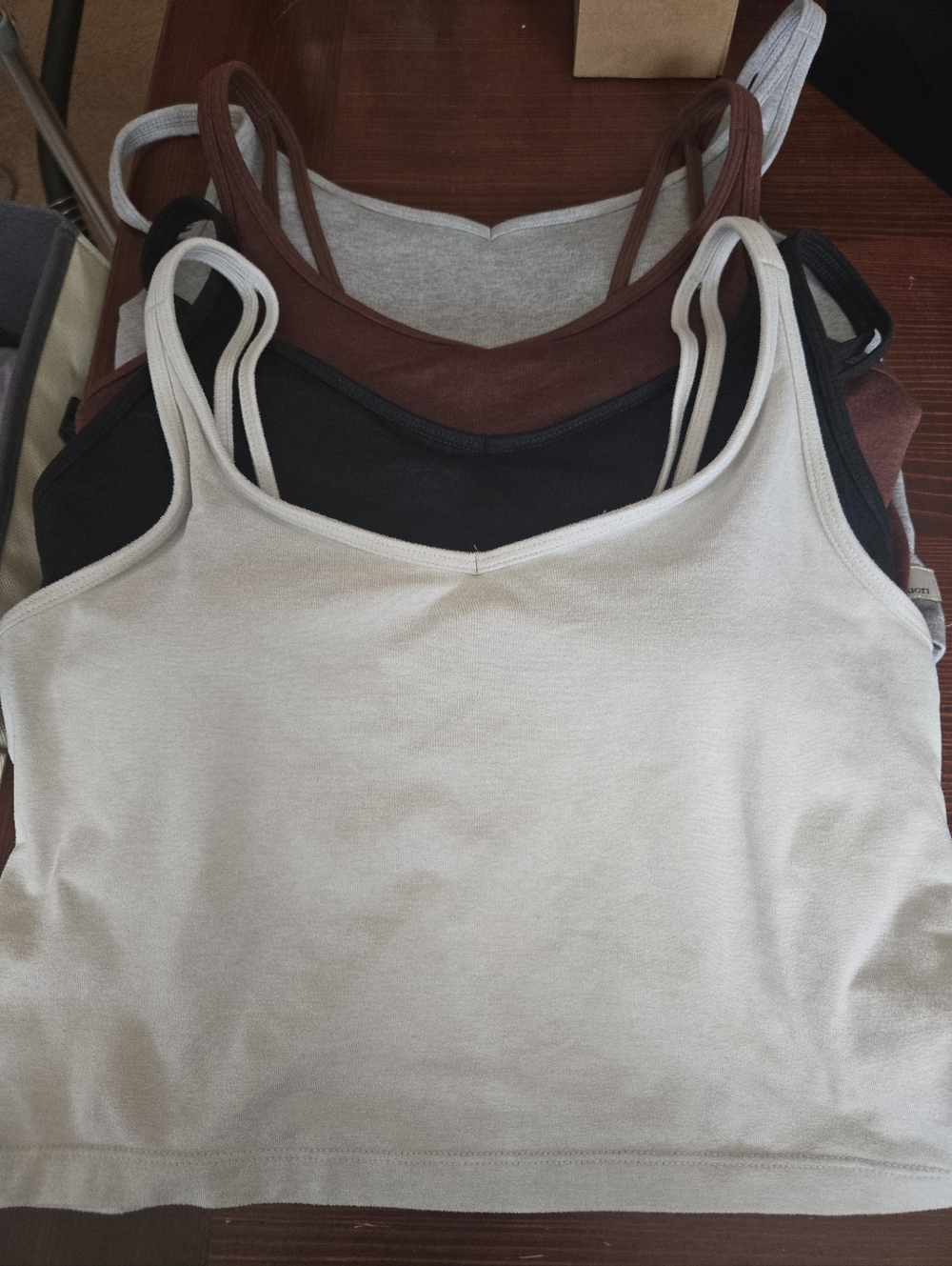 Vuori Halo Crop 2.0 Bundle All Size Large